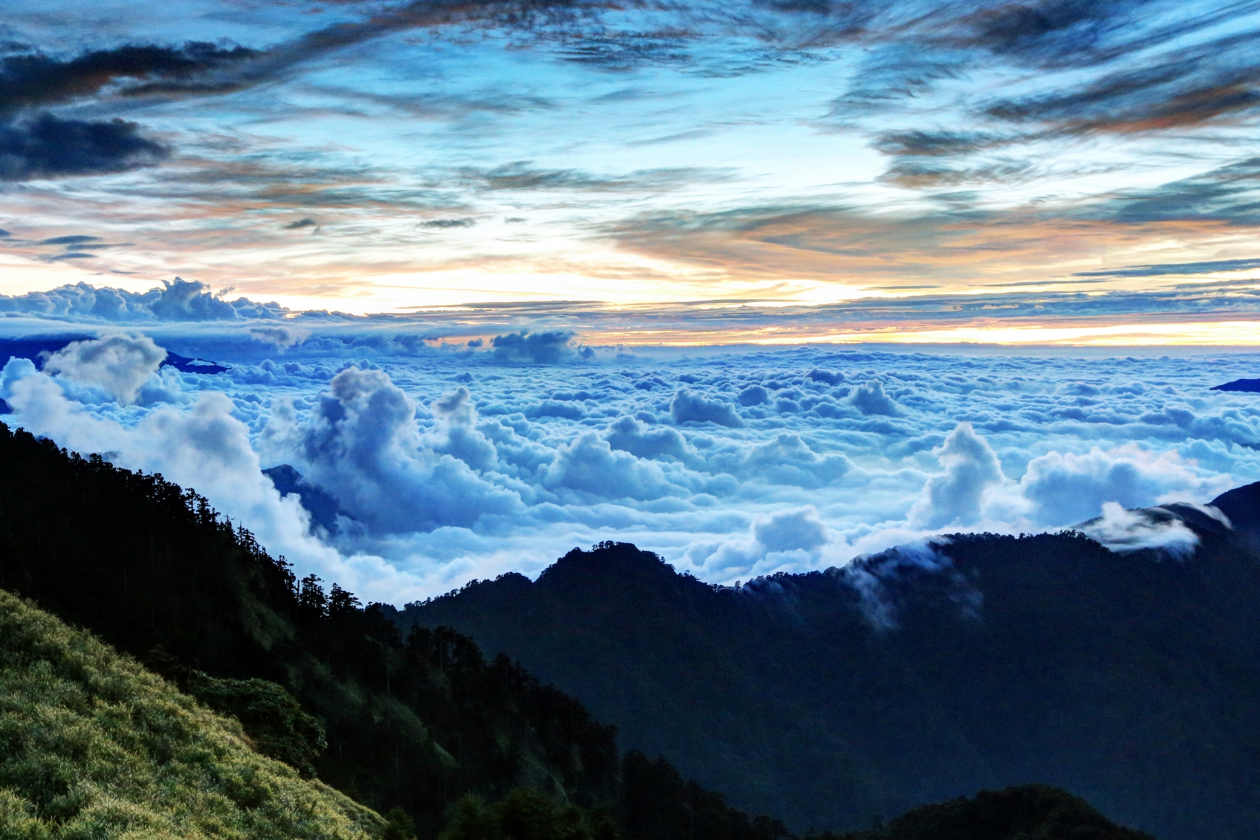 世界登山青年导师暑期巡讲：山区课堂受欢迎，世界登山第一人